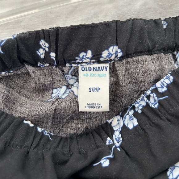 Old Navy Sleeveless Maxi Dress - Size S - Picture 5 of 5